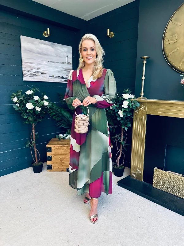 Sleeveless midi dresses with lace details for summer weddings Tara Banded Midi Dress Forest Sleeveless midi dresses with lace details for summer weddings Tara Banded Midi Dress Forest