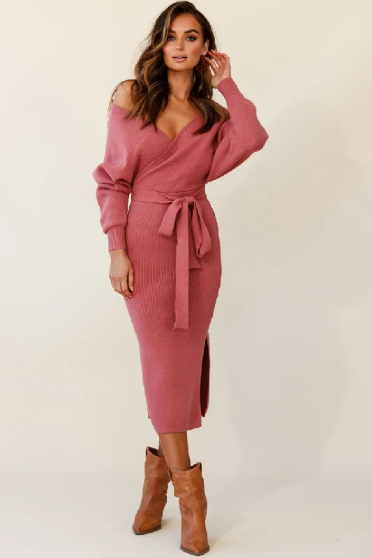 Midi dresses with lace - up fronts for a unique and adjustable style Cameo Batwing Knit Midi Dress Rose Midi dresses with lace - up fronts for a unique and adjustable style Cameo Batwing Knit Midi Dress Rose