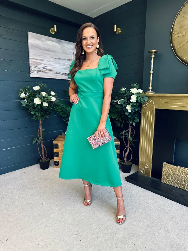 Midi dresses with satin - finish fabrics for a luxurious feel Pippa Detailed Occasion Dress Green Midi dresses with satin - finish fabrics for a luxurious feel Pippa Detailed Occasion Dress Green