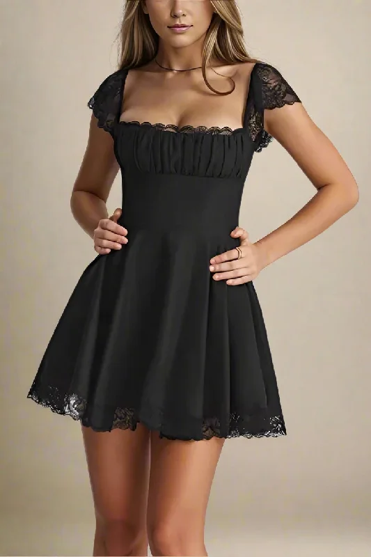 Mini dresses with pleated skirts for a classic look Nori Bodycon Mini Dress - Classic Black Mini dresses with pleated skirts for a classic look Nori Bodycon Mini Dress - Classic Black