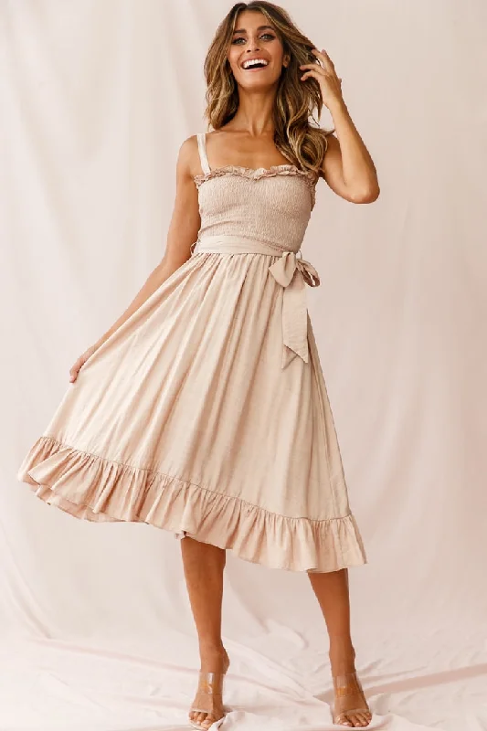 Midi dresses with ruched bodices for a feminine and fitted feel Honey Shirred Frill Midi Dress Mocha Midi dresses with ruched bodices for a feminine and fitted feel Honey Shirred Frill Midi Dress Mocha