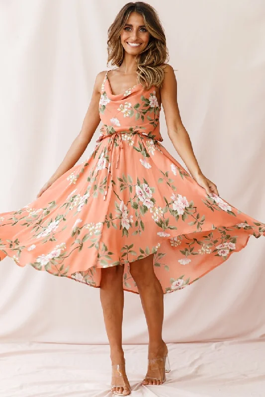 Midi dresses with ruffled sleeves for a more feminine and voluminous look Ava Cowl Neck Drawstring Midi Dress Floral Print Peach Midi dresses with ruffled sleeves for a more feminine and voluminous look Ava Cowl Neck Drawstring Midi Dress Floral Print Peach