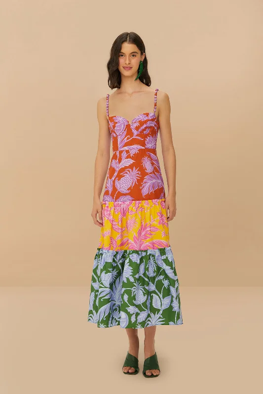Midi dresses with keyhole backs for a flirty and unexpected detail Mixed Tropical Swing Sleeveless Midi Dress Midi dresses with keyhole backs for a flirty and unexpected detail Mixed Tropical Swing Sleeveless Midi Dress
