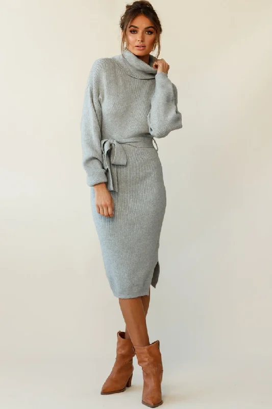 Midi dresses with pom - pom trims for a playful and festive look Marco Long Sleeve Turtleneck Knit Midi Dress Grey Midi dresses with pom - pom trims for a playful and festive look Marco Long Sleeve Turtleneck Knit Midi Dress Grey