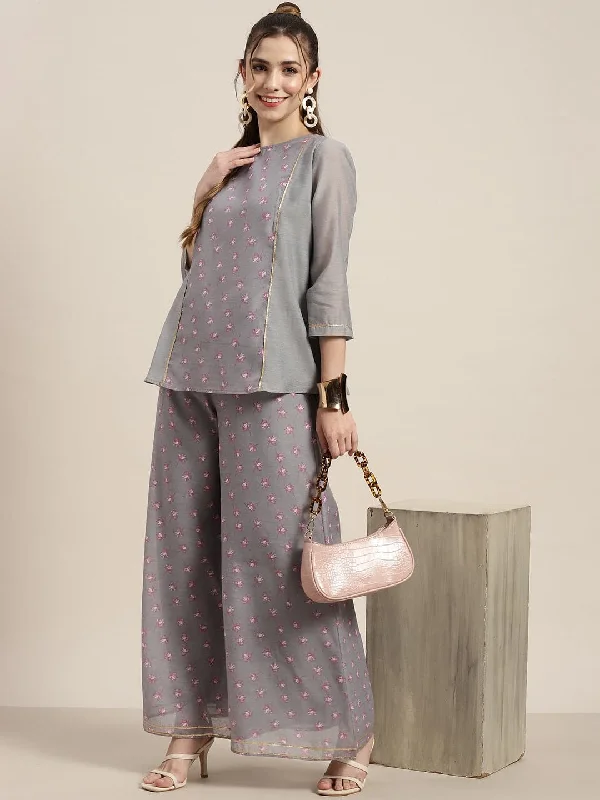 Plus Size Women's Patchwork - Design Jeans for a Unique AppearanceWomen Grey Lotus Flared Palazzo Pants Plus Size Women's Patchwork - Design Jeans for a Unique AppearanceWomen Grey Lotus Flared Palazzo Pants