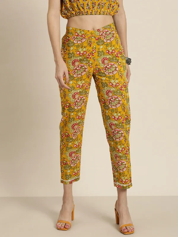 Cigarette Style Women's Printed Linen Blend Pants for Casual DaysWomen Mustard Big Floral Pencil Pants