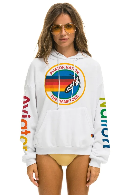 Women's fleece - lined hoodie with thumbholes for warmth in winterAVIATOR NATION HAMPTONS RELAXED PULLOVER HOODIE - WHITE Women's fleece - lined hoodie with thumbholes for warmth in winterAVIATOR NATION HAMPTONS RELAXED PULLOVER HOODIE - WHITE