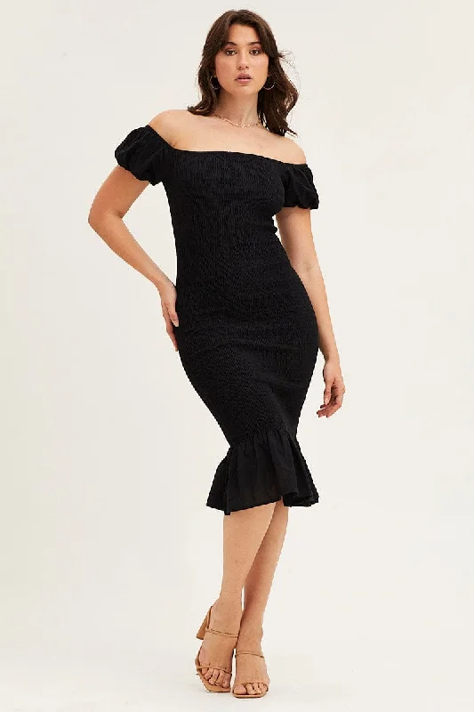 Strapless Women Dress with a Built - in Bra for Comfort and SupportBlack Shirred Midi Dress Strapless Women Dress with a Built - in Bra for Comfort and SupportBlack Shirred Midi Dress
