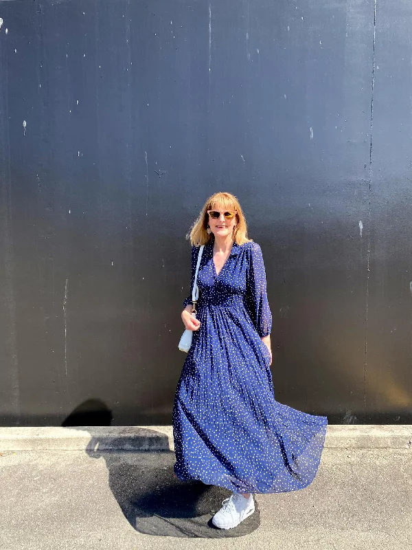 Strapless Women Dress with a Built - in Bra for Comfort and SupportBoho Australia Holly Pleated Midi Dress Navy White Dot Strapless Women Dress with a Built - in Bra for Comfort and SupportBoho Australia Holly Pleated Midi Dress Navy White Dot