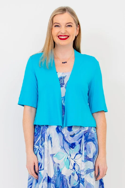 Women's cropped down jackets in bold colors for a sporty and fashionable winter outfitDoda Jacket, Turquoise, Bamboo Women's cropped down jackets in bold colors for a sporty and fashionable winter outfitDoda Jacket, Turquoise, Bamboo