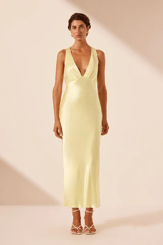 Ruffled Women Dress with Multiple Layers for a Playful and Girly StyleLA LUNE PLUNGED CROSS BACK MIDI DRESS - LEMON Ruffled Women Dress with Multiple Layers for a Playful and Girly StyleLA LUNE PLUNGED CROSS BACK MIDI DRESS - LEMON