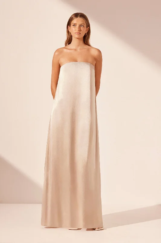Off - the - Shoulder Women Dress for a Romantic and Feminine LookLA LUNE STRAPLESS COLUMN MAXI DRESS - GOLD Off - the - Shoulder Women Dress for a Romantic and Feminine LookLA LUNE STRAPLESS COLUMN MAXI DRESS - GOLD