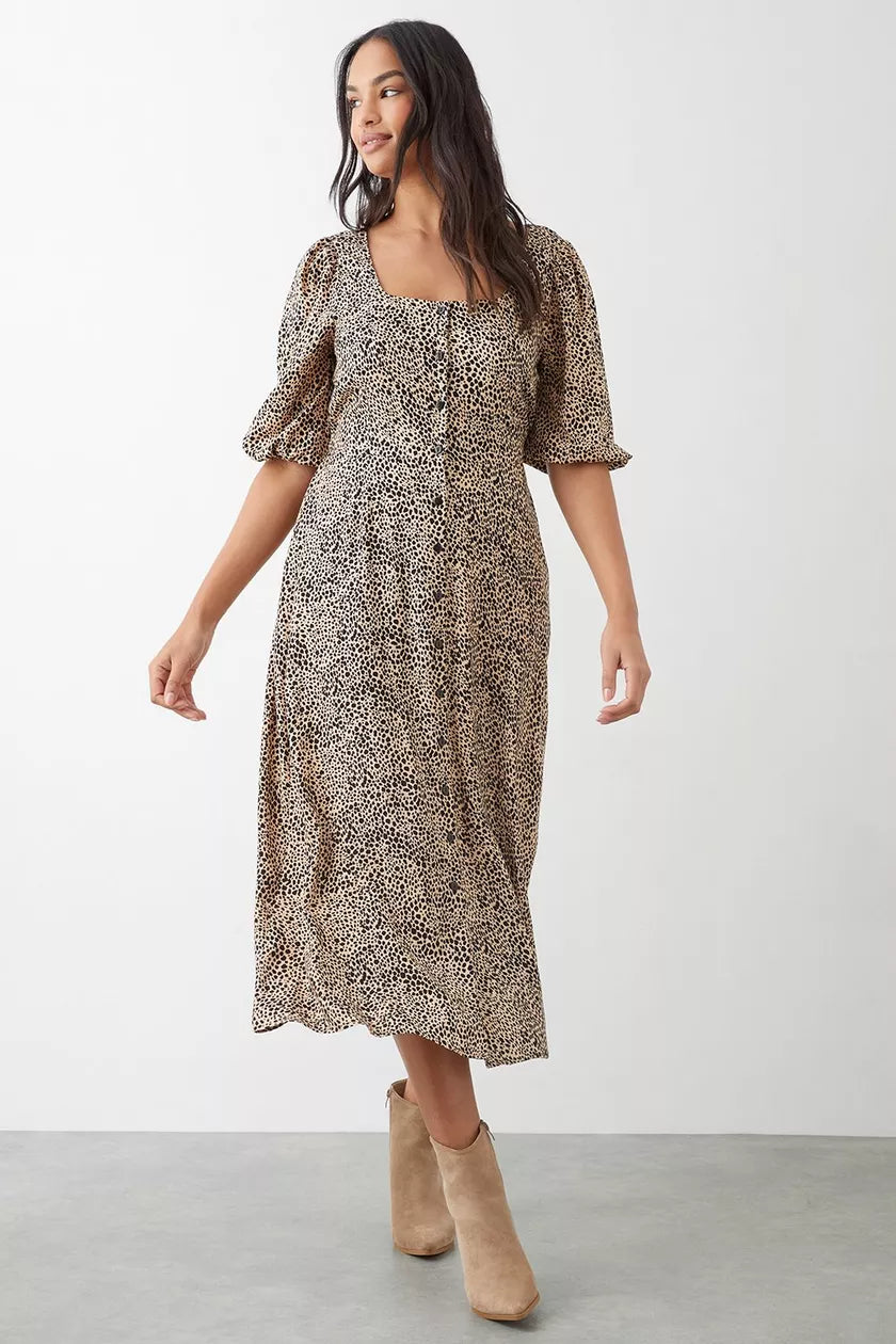 Ball Gown Women Dress with a Full Skirt for a Princess - like LookLeopard Print Button Through Midi Dress Ball Gown Women Dress with a Full Skirt for a Princess - like LookLeopard Print Button Through Midi Dress