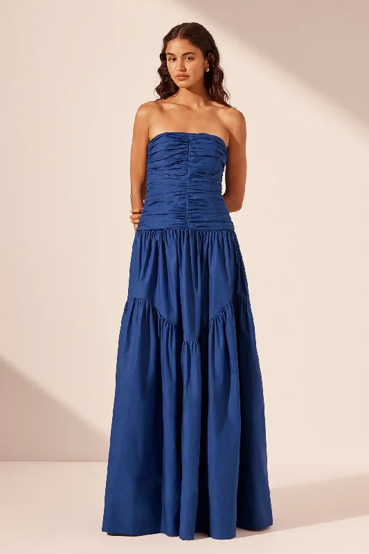 Maxi Women Dress with Floral Print for a Bohemian VibeMAIORI CONTOUR RUCHED MAXI DRESS - AZURE Maxi Women Dress with Floral Print for a Bohemian VibeMAIORI CONTOUR RUCHED MAXI DRESS - AZURE