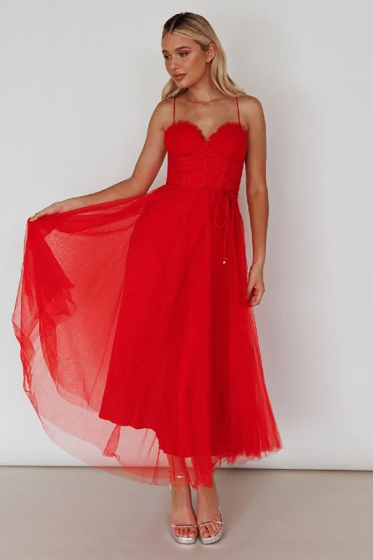 Printed Abstract Women Dress for a Modern and Artistic AppealSmitten Sweetheart Neckline Chiffon Midi Dress Red Printed Abstract Women Dress for a Modern and Artistic AppealSmitten Sweetheart Neckline Chiffon Midi Dress Red