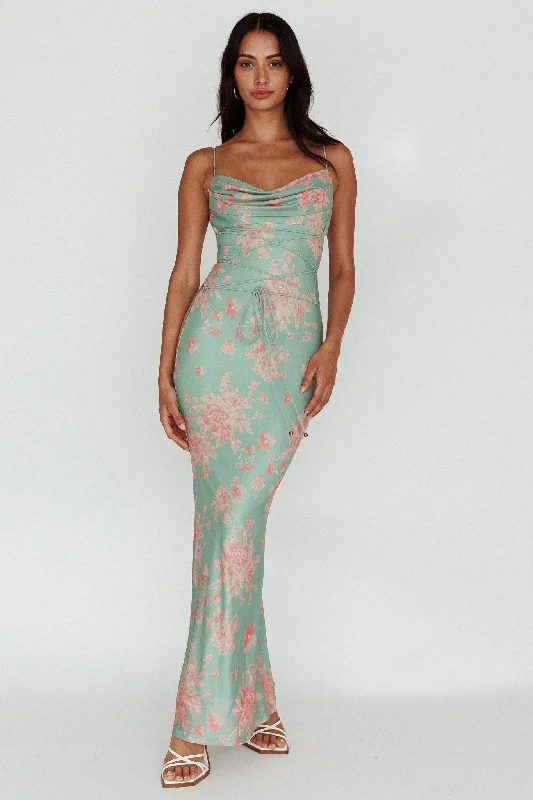 Halter Neck Women Dress to Show Off the Shoulders and NecklineTeava Laced Waist Maxi Dress Floral Green Halter Neck Women Dress to Show Off the Shoulders and NecklineTeava Laced Waist Maxi Dress Floral Green