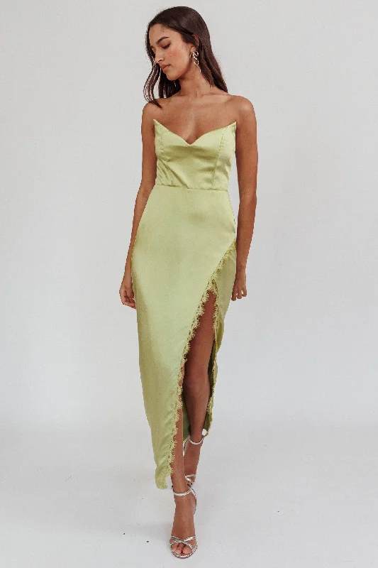 Long - Sleeve Women Dress in Velvet for a Luxurious Winter LookWinter Moon Strapless Lace Trim Midi Dress Sage Long - Sleeve Women Dress in Velvet for a Luxurious Winter LookWinter Moon Strapless Lace Trim Midi Dress Sage