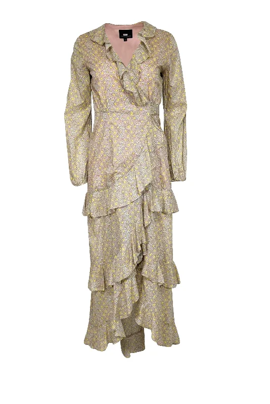 Empire Waist Women Dress to Accentuate the Bust and Conceal the Waist Empire Waist Women Dress to Accentuate the Bust and Conceal the Waist Cynthia Rowley - Light Pink w/ Yellow & White Floral Print Wrap Dress Sz S Empire Waist Women Dress to Accentuate the Bust and Conceal the Waist Empire Waist Women Dress to Accentuate the Bust and Conceal the Waist Cynthia Rowley - Light Pink w/ Yellow & White Floral Print Wrap Dress Sz S