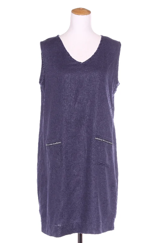 Sheath Women Dress with a Tailored Fit for a Professional Look Sheath Women Dress with a Tailored Fit for a Professional Look ELM - V neck ramie dress! 12 Sheath Women Dress with a Tailored Fit for a Professional Look Sheath Women Dress with a Tailored Fit for a Professional Look ELM - V neck ramie dress! 12