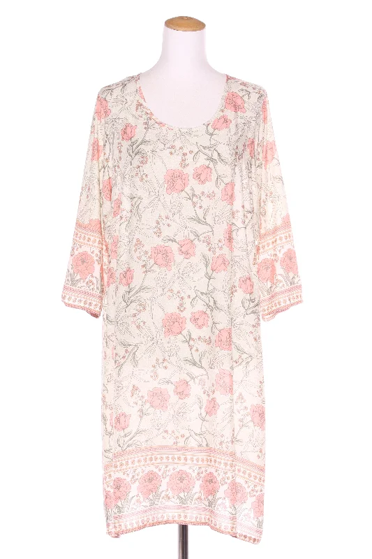 Lace - Embellished Women Dress for an Elegant and Sophisticated Appearance Lace - Embellished Women Dress for an Elegant and Sophisticated Appearance JELLICOE - Floral border print rayon dress! 16 Lace - Embellished Women Dress for an Elegant and Sophisticated Appearance Lace - Embellished Women Dress for an Elegant and Sophisticated Appearance JELLICOE - Floral border print rayon dress! 16