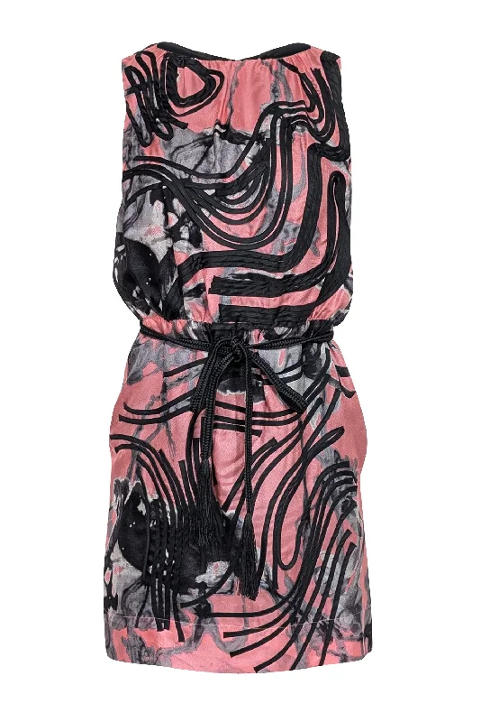 Mermaid - Style Women Dress with a Fitted Silhouette for Special Occasions Mermaid - Style Women Dress with a Fitted Silhouette for Special Occasions Robert Rodriguez - Pink, Black, & Grey Print Sleeveless Dress Sz 2 Mermaid - Style Women Dress with a Fitted Silhouette for Special Occasions Mermaid - Style Women Dress with a Fitted Silhouette for Special Occasions Robert Rodriguez - Pink, Black, & Grey Print Sleeveless Dress Sz 2
