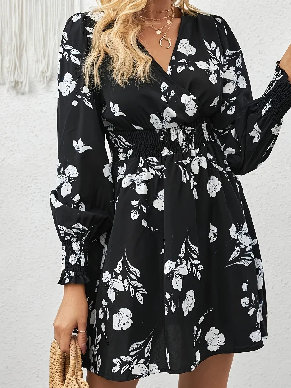 Plus Size Women Dress with a Flattering A - Line Cut for Comfort and Style Plus Size Women Dress with a Flattering A - Line Cut for Comfort and Style Sixsr Floral Print Surplice Neck Slim Dress, Elegant Long Sleeve Shirred High Waist Dress For Spring & Fall, Women's Clothing