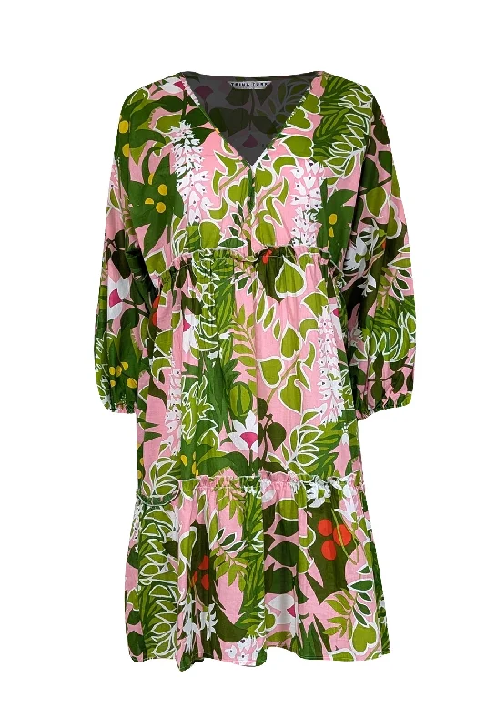 Plus Size Women Dress with a Flattering A - Line Cut for Comfort and Style Plus Size Women Dress with a Flattering A - Line Cut for Comfort and Style Trina Turk - Green, Pink, & White Botanical Print Balloon Dress Sz L Plus Size Women Dress with a Flattering A - Line Cut for Comfort and Style Plus Size Women Dress with a Flattering A - Line Cut for Comfort and Style Trina Turk - Green, Pink, & White Botanical Print Balloon Dress Sz L