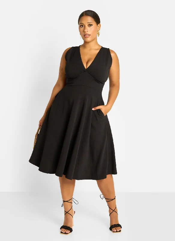 Maxi dresses with a ruched bodice for a more form - fitting and feminine shapeKamelia Skater Midi Dress - Black Maxi dresses with a ruched bodice for a more form - fitting and feminine shapeKamelia Skater Midi Dress - Black