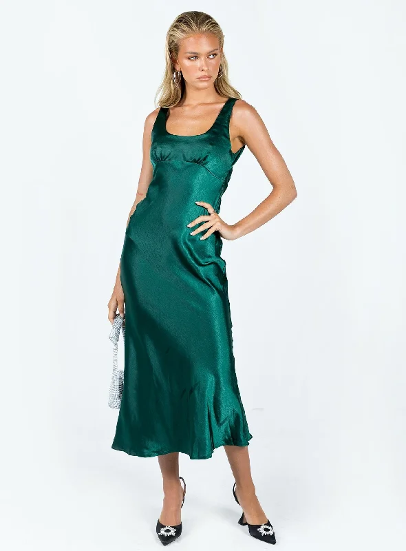 Midi dresses with abstract art prints for an artistic statementGirls Club Midi Dress Emerald Midi dresses with abstract art prints for an artistic statementGirls Club Midi Dress Emerald