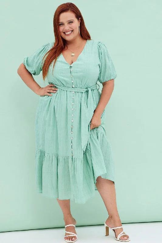 Midi dresses with printed lining for a hidden and stylish detailGreen Sage Short Sleeve Textured Button Midi Dress Midi dresses with printed lining for a hidden and stylish detailGreen Sage Short Sleeve Textured Button Midi Dress