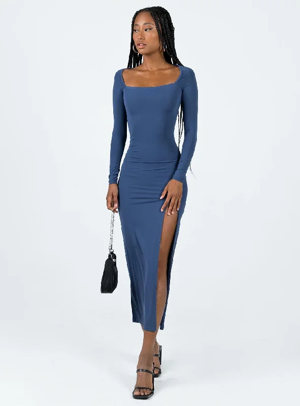 Midi dresses with side slits for a sexy and elegant appearanceHayward Long Sleeve Midi Dress Blue Midi dresses with side slits for a sexy and elegant appearanceHayward Long Sleeve Midi Dress Blue