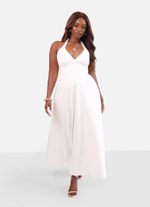Midi dresses with halter necks for a stylish and comfortable optionIsabella Halter Skater Maxi Dress Midi dresses with halter necks for a stylish and comfortable optionIsabella Halter Skater Maxi Dress