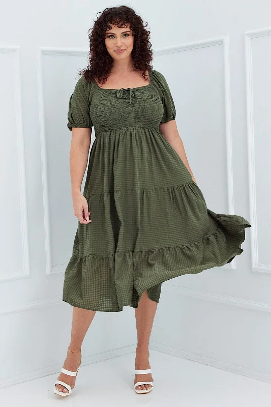 Midi dresses with sheer panels for a touch of allureKhaki Short Sleeve Shirred Midi Dress Midi dresses with sheer panels for a touch of allureKhaki Short Sleeve Shirred Midi Dress