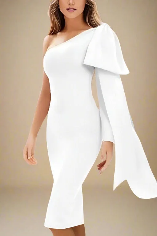 Midi dresses with pleated bodices for a classic and tailored lookLela Long Sleeve Bandage Midi Dress - Pearl White Midi dresses with pleated bodices for a classic and tailored lookLela Long Sleeve Bandage Midi Dress - Pearl White
