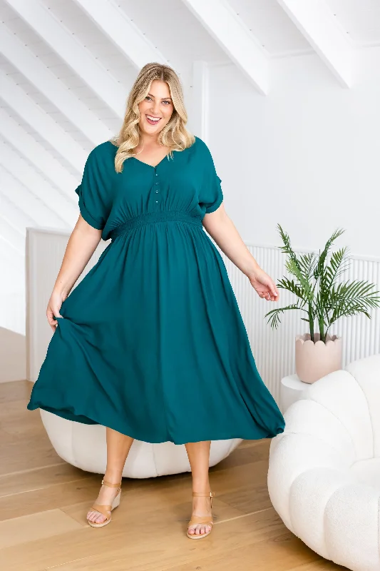 Midi dresses with off - the - shoulder necklines for a flirty lookMillie Dress in Forest Green Midi dresses with off - the - shoulder necklines for a flirty lookMillie Dress in Forest Green