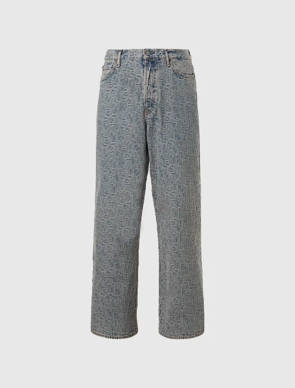 Studded Denim Top for a Glamorous and Bold StyleDENIM PANT