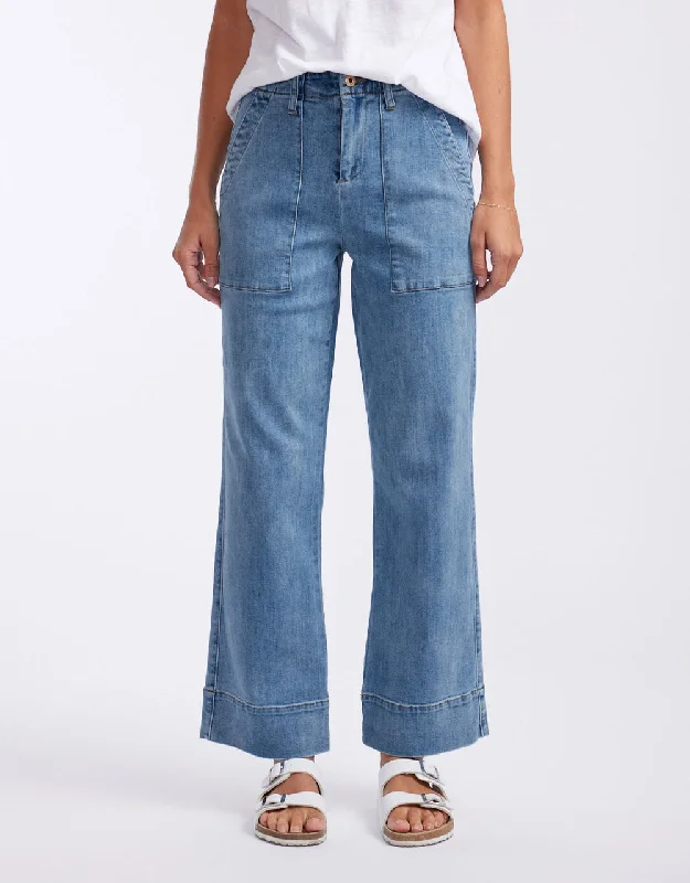 Studded Denim Top for a Glamorous and Bold StyleCeleste Wide Leg Jeans - Maison Wash Studded Denim Top for a Glamorous and Bold StyleCeleste Wide Leg Jeans - Maison Wash