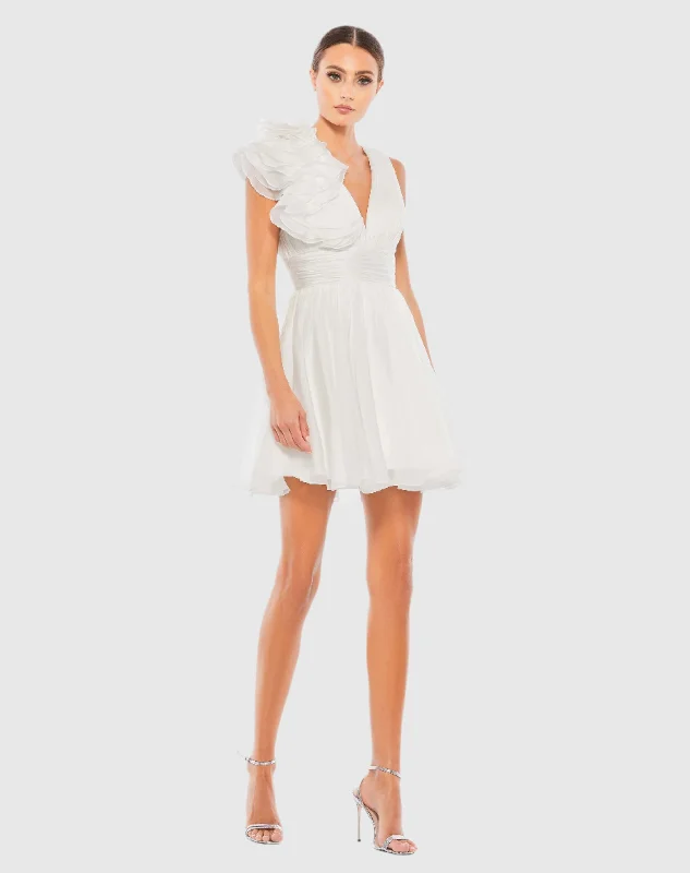 Printed mini dresses for a casual day outRuffle Shoulder Empire Waist Deep V-Neck Dress Printed mini dresses for a casual day outRuffle Shoulder Empire Waist Deep V-Neck Dress