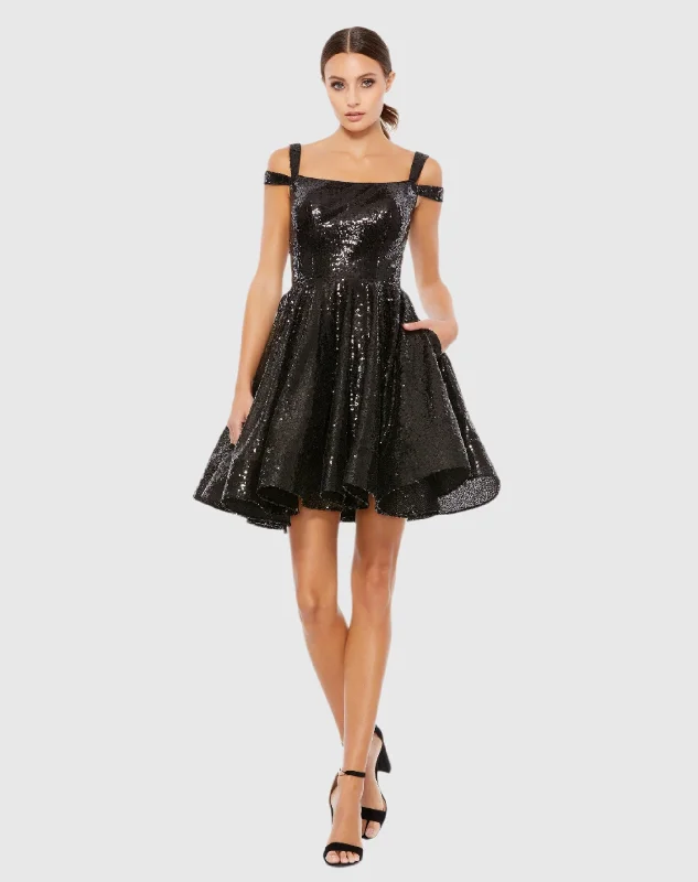 Mini dresses with gathered skirts for a voluminous effectSequined Cut Out Shoulder Skater Dress Mini dresses with gathered skirts for a voluminous effectSequined Cut Out Shoulder Skater Dress