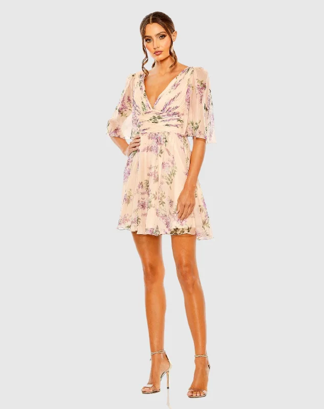 Mini dresses with pom - pom trims for a playful feelFloral Print 3/4 Sleeve A Line Mini Dress Mini dresses with pom - pom trims for a playful feelFloral Print 3/4 Sleeve A Line Mini Dress
