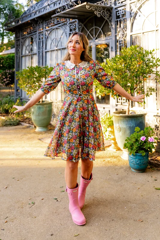 Mini dresses with pleated skirts for a classic lookCambridge Dress Made With Liberty Fabric Mini dresses with pleated skirts for a classic lookCambridge Dress Made With Liberty Fabric