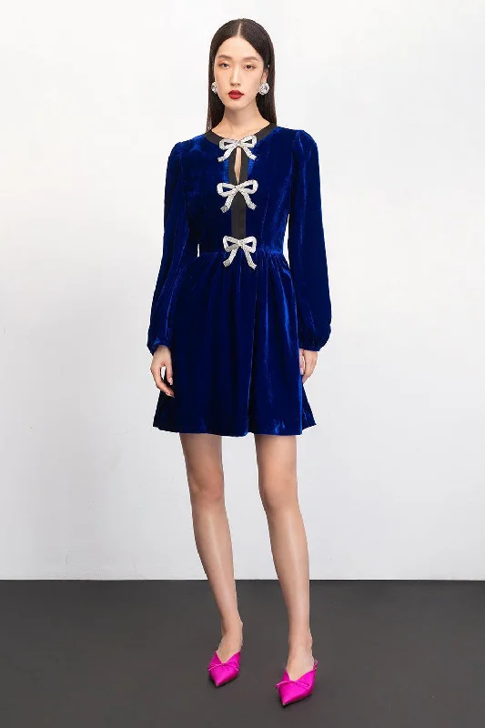 Mini dresses with ruched bodices for a feminine touchHaven A-line Long Sleeved Velvet Mini Dress Mini dresses with ruched bodices for a feminine touchHaven A-line Long Sleeved Velvet Mini Dress