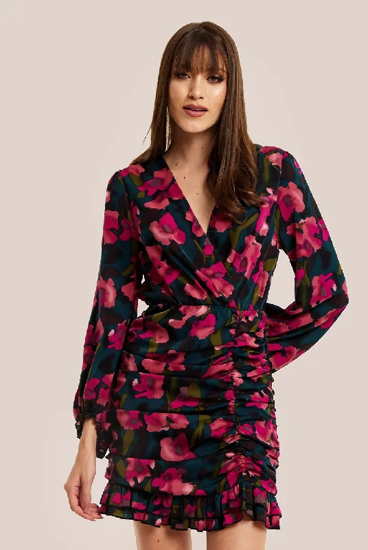 Cotton mini dresses for a comfortable everyday optionLiquorish Floral Print Mini Dress With Front Ruching Cotton mini dresses for a comfortable everyday optionLiquorish Floral Print Mini Dress With Front Ruching