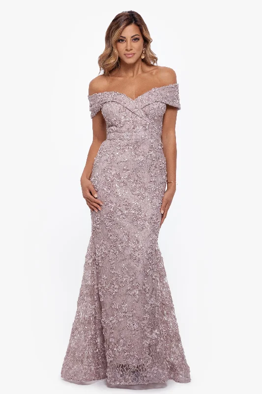 Cocktail dresses with a velvet - trimmed collar and a short skirtPetite "Jill" Off The Shoulder Long Lace Dress Cocktail dresses with a velvet - trimmed collar and a short skirtPetite "Jill" Off The Shoulder Long Lace Dress