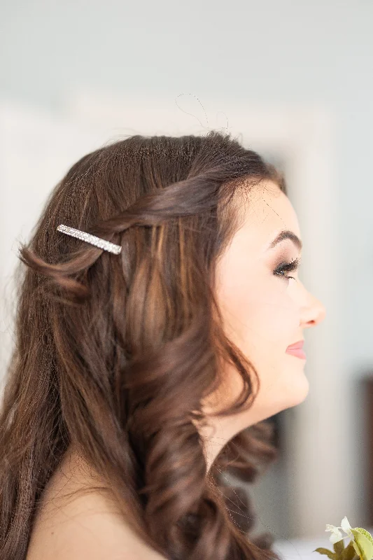 Wedding guest dresses with patchwork designs for a unique lookCrystal Rhinestone Embellished Hair Pin Set 2-Pack