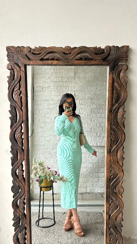 Bodycon dress with a halter neck​Cute dress 40 bust/l:44