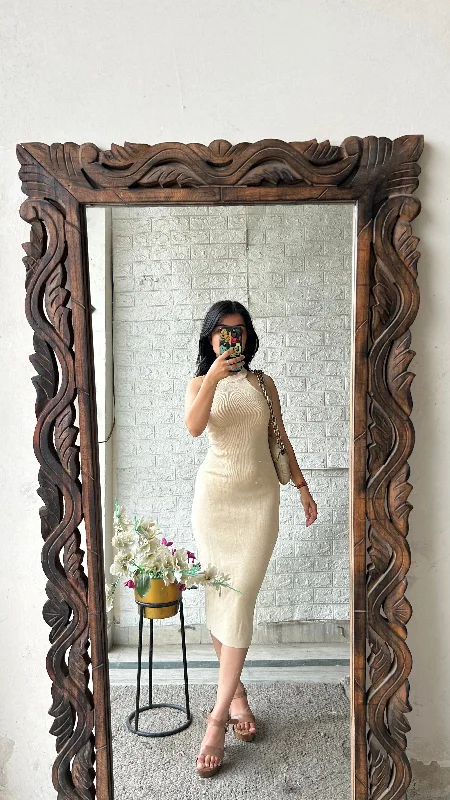 Bodycon dress in a pastel color palette​Halter neck dress 32-33 bust