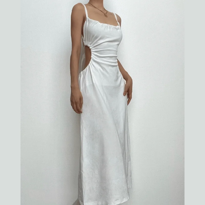 Sheer cocktail dresses with a lining and a short hemBerryBetty - Open tie back solid midi dress Sheer cocktail dresses with a lining and a short hemBerryBetty - Open tie back solid midi dress
