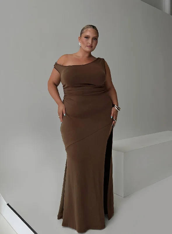 Mini cocktail dresses with a denim fabric for a casual - chic lookRios One Shoulder Maxi Dress Brown Curve Mini cocktail dresses with a denim fabric for a casual - chic lookRios One Shoulder Maxi Dress Brown Curve