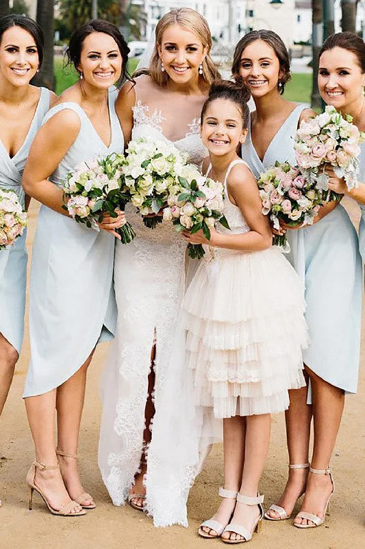 Printed wedding guest dresses with tropical motifs for beach weddingsSimple V-Neck Light Blue Bridesmaid Dress Printed wedding guest dresses with tropical motifs for beach weddingsSimple V-Neck Light Blue Bridesmaid Dress